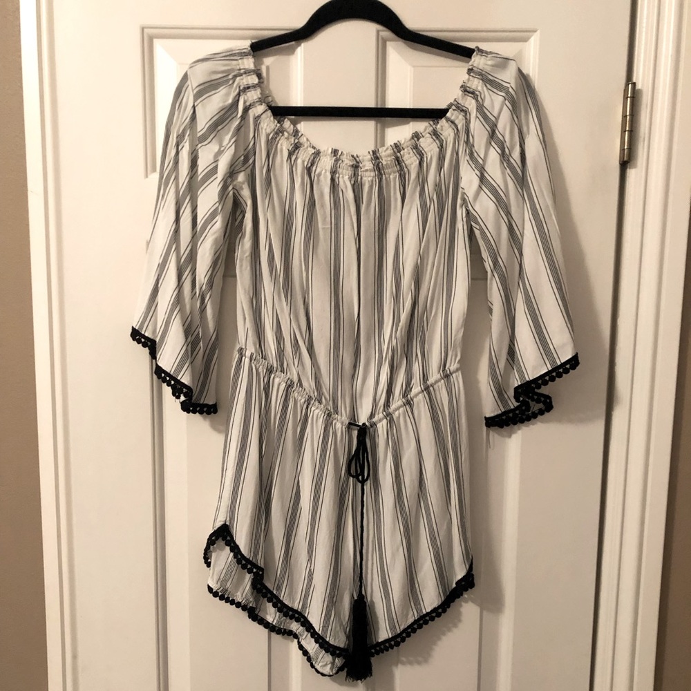 Forever 21 off shoulder romper